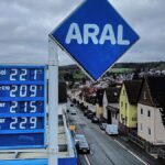 EU ministers weigh oil price cap and windfall tax to rein in prices