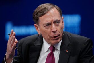 Newsletter: Trump may accept new regime figurehead – General Petraeus