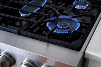 EU pushes early gas refills while easing storage targets on Iran war