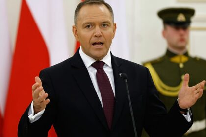 Polish president vetoes law unlocking €44bn in EU defence loans
