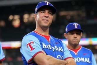 Former MLB star Mark Teixeira wins GOP primary in Texas congressional race