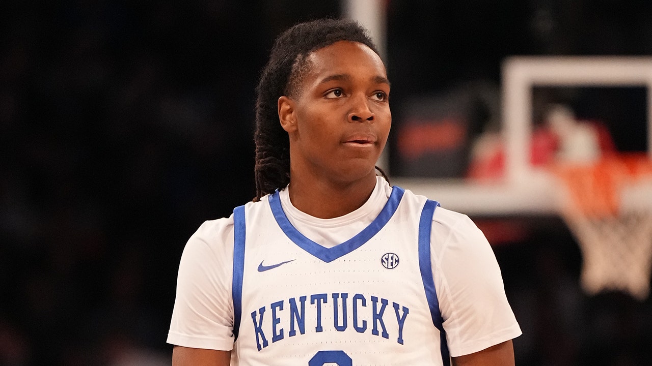 ESPN star rips iconic college basketball team with M roster for disappointing season