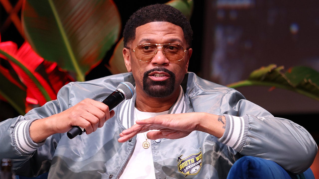 Ex-NBA star claims there’s ‘residue of slavery’ in pro sports leagues that have salary caps