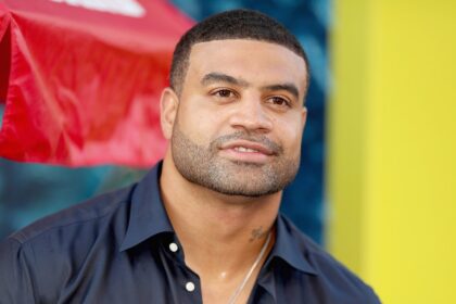 Ex-NFL star predicts streaming giants will team up for bundles as league rights become ‘so damn expensive’