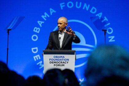 Obama Presidential Center wants 100 unpaid volunteers while Valerie Jarrett makes 0K