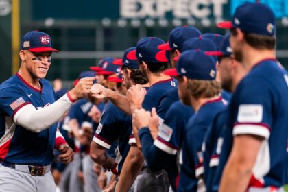 Speech to US baseball team by Navy SEAL who killed Osama bin Laden prompts liberal backlash