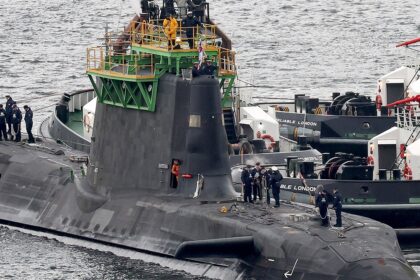 Iranian man, 2nd person arrested after allegedly trying to enter UK nuclear missile base: report