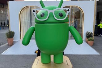 Smart Glasses, AI Wardrobes and Cute Bots: Stroll Down Android Avenue at MWC 2026