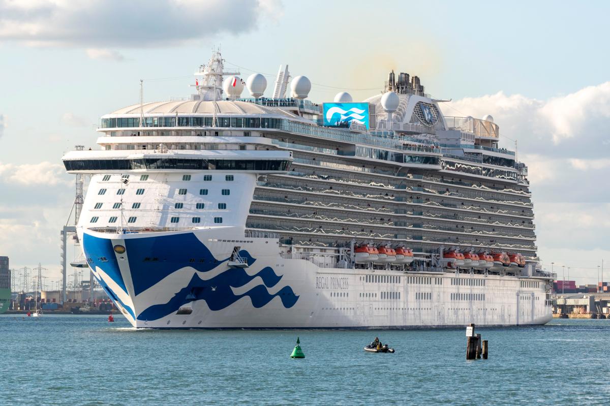 Cruise ship abruptly changes course to rescue people in distressed boat: ‘Knew something’ was up