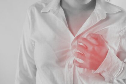 4 Ways to Naturally Ease Anxiety-Related Chest Pains