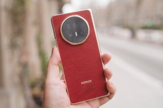 I Love the Slim Design of Honor’s V6 Foldable Phone