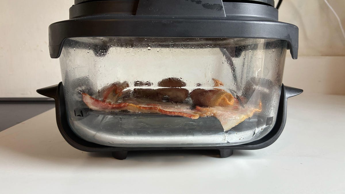 Our Top-Rated Air Fryer Is 100% Nontoxic and Breaks Down for Easy Storage