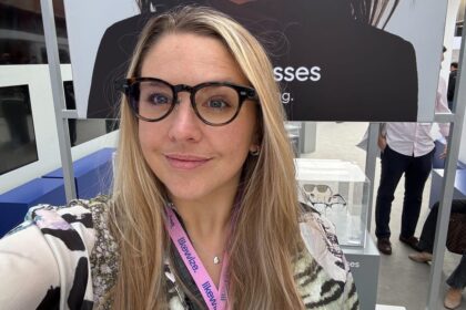 Watch Out, Meta. I Tried Alibaba’s Qwen Smart Glasses and They’re Mega Impressive