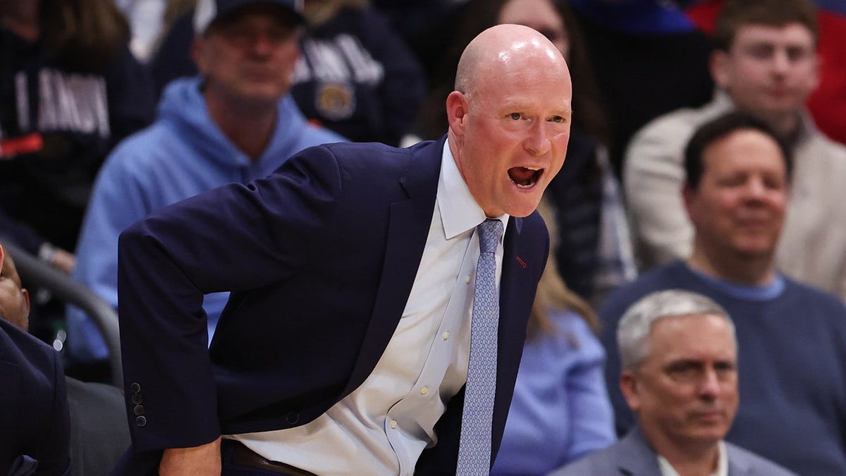 Kevin Willard yelling