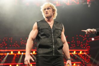 Logan Paul escalates Tom Brady feud, offers M to any NFL opponent willing to step into boxing ring