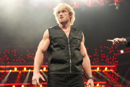 Logan Paul escalates Tom Brady feud, offers M to any NFL opponent willing to step into boxing ring