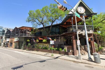 3 dead, 14 injured in Texas bar mass shooting