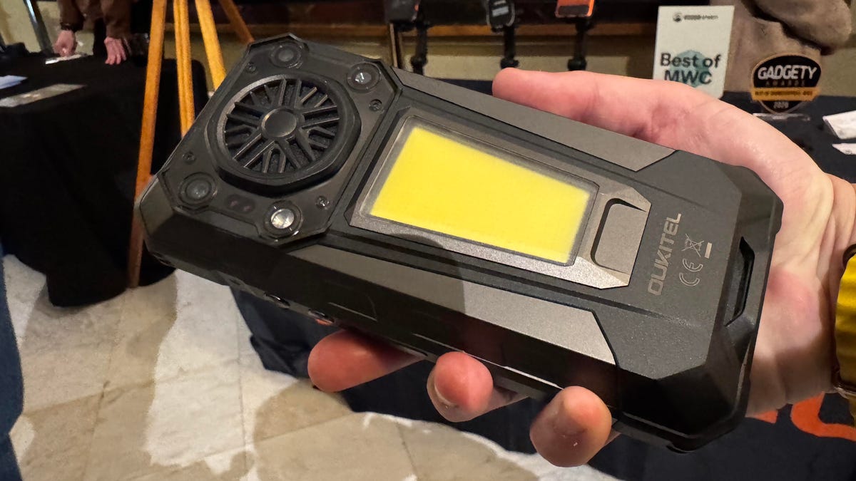 I Want This Twisted Firestarter Smartphone in My Camping Essentials