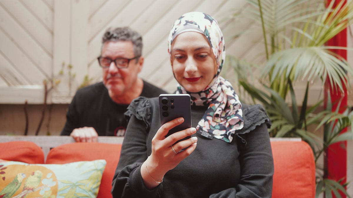 My Favorite Galaxy S26 Ultra Feature Comes With a Side of Paranoia