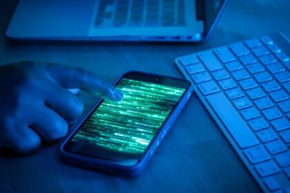 There’s an Easy Way to Stay Safe From the New ‘DarkSword’ iPhone Hackers