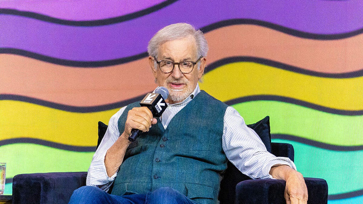 Steven Spielberg Explains Why He Hasn’t Used AI in Filmmaking