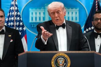 EU leaders back US president after attack