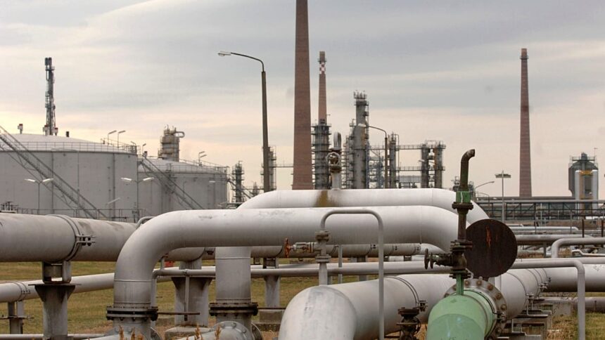 Zelenskyy announces Druzhba oil pipeline ‘can resume operation’