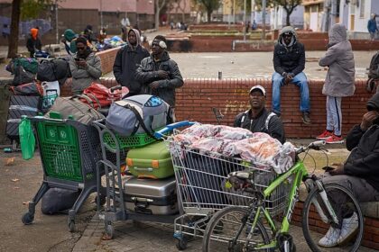 Spain finalises amnesty measures for up to 500,000 immigrants