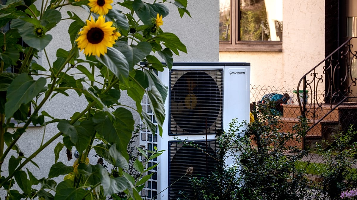 EU offers energy vouchers and VAT reductions to struggling consumers