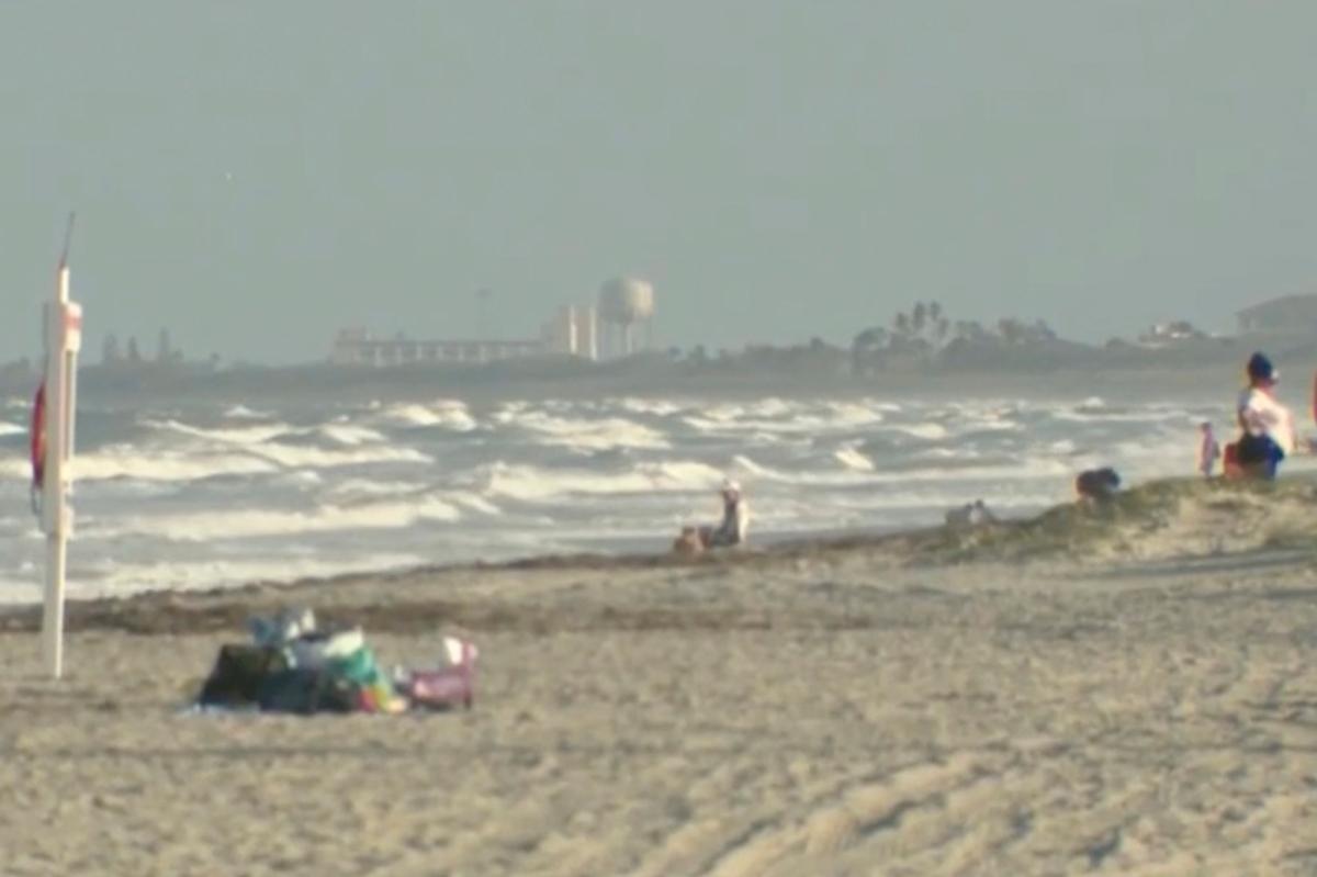 Extreme rip currents leave 2 dead at popular Florida beach destination