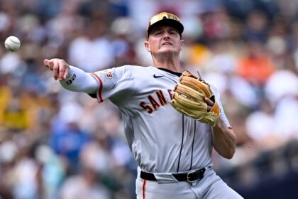 Giants third baseman gives teammate explicit response after error