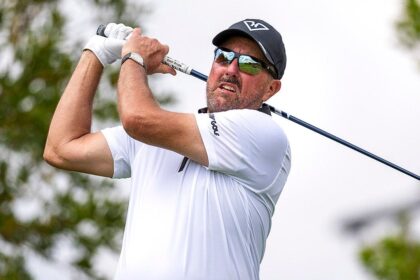 Phil Mickelson withdraws from the Masters, joins Tiger Woods in sitting out signature major