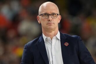 UConn’s Dan Hurley hears boos after Final Four win over Illinois