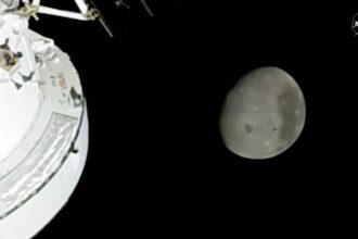 Artemis II astronaut tells Trump what communication blackout was like: ‘I said a little prayer’