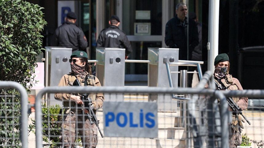 3 gunmen open fire outside Israeli consulate in Istanbul, dubbed ‘terrorists’ by Turkish official