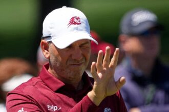 Sergio Garcia destroys his driver in frustration at the Masters, receives code of conduct warning