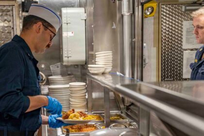 US Navy releases photos of ‘fresh meals,’ pushes back on reports of food shortages on Middle East warships