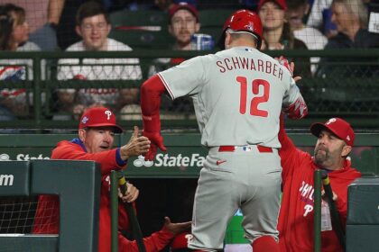 Phillies players scatter as rat runs along dugout during another loss, extending seven-game skid