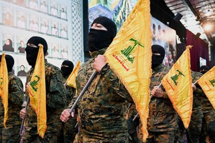Hezbollah disarmament deadlock risks civil war, analysts say, as US prepares for Israel–Lebanon talks