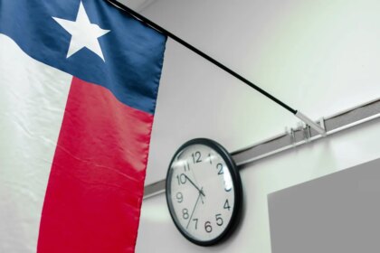 Texas substitute teacher accused of improper relationship with student, alarming parents