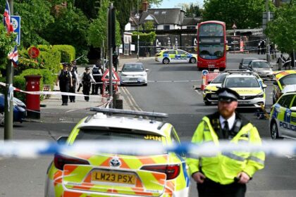 2 Jewish men stabbed in London attack classified as terrorism