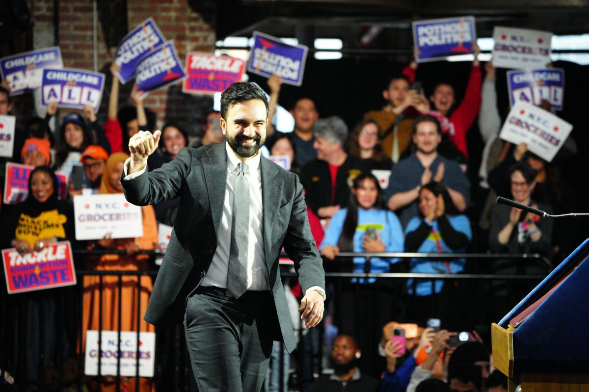 Zohran Mamdani pats himself on the back with 100 days bash, speech as critics call it ‘massive insecurity’