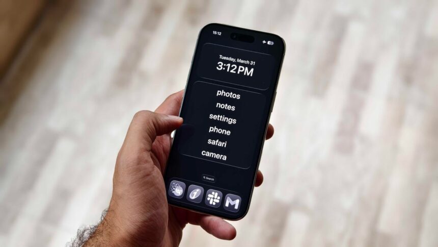How to Turn Your iPhone Into a Dumb Phone and Reduce Your Screen Time