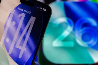 How to Change Liquid Glass Design Settings in iOS 26