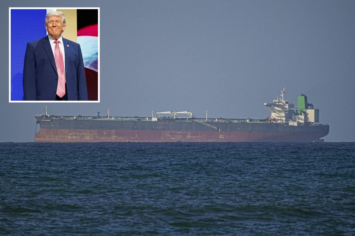 US Navy ships cross the Strait of Hormuz for first time in weeks amid fragile Iran peace talks, report says