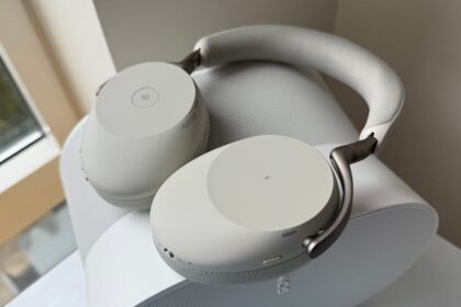 Jabra Evolve3 85 Headset Review: Top Voice-Calling Performance and a Game-Changing Design