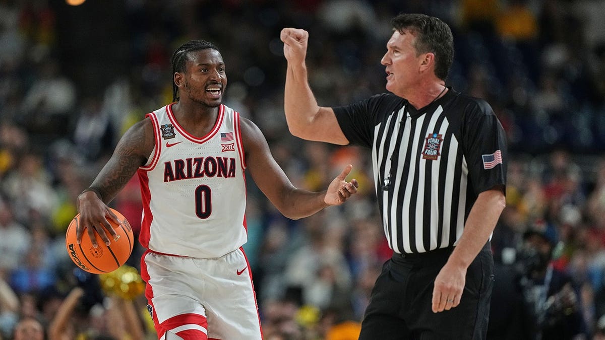 Arizona's Jaden Bradley reacting during NCAA basketball semifinal game