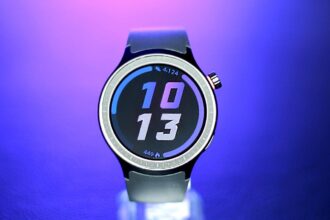 My Running Tests Left Me Feeling Like the Moto Watch Is Low-Key Catfishing