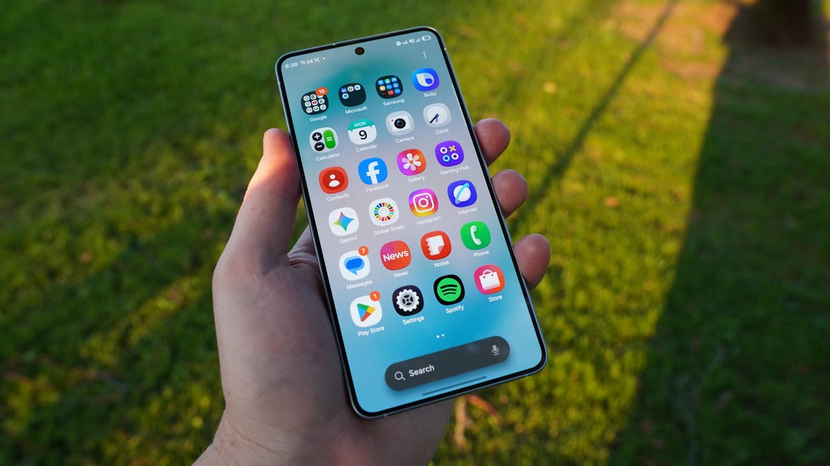 Smartphone Prices Are Still Climbing. Here Are 3 Ways to Get Around That