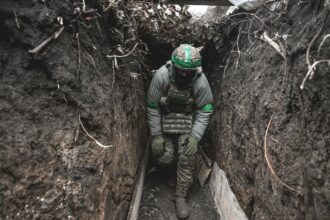 Russia built global recruitment pipeline targeting vulnerable migrants for Ukraine war: report